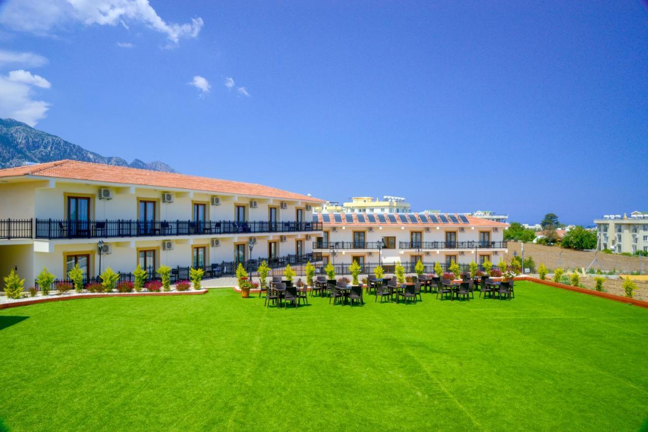 Riverside Garden Resort & Suna'S Beach Club Krini Dış mekan fotoğraf